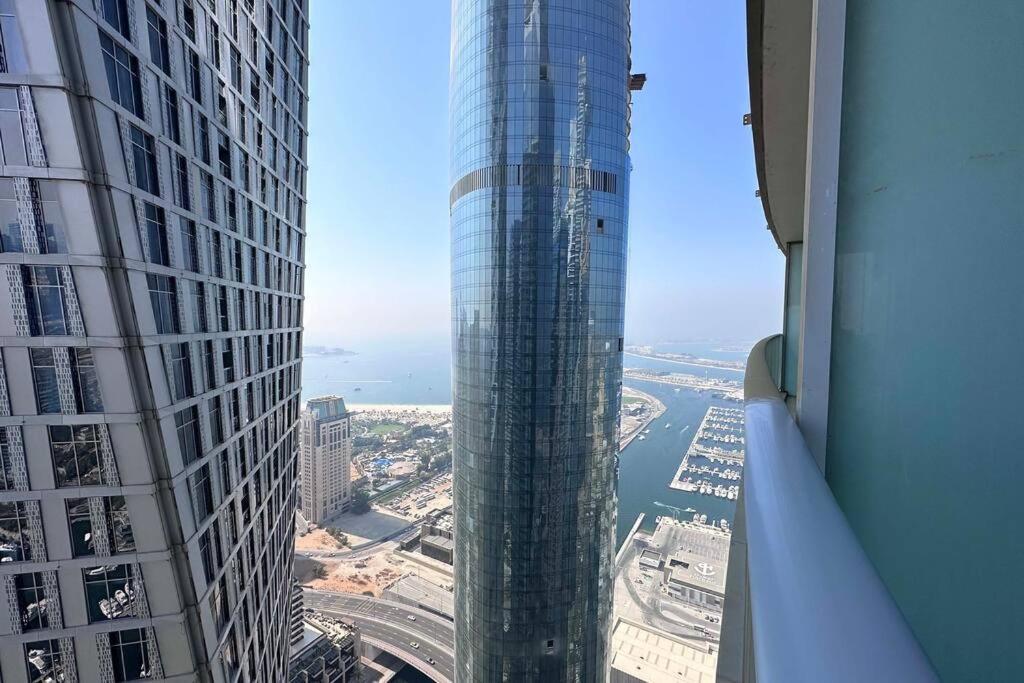 Apartment Ultra-luxury 3br Opulent Furnishing Damac Heights 5206 *