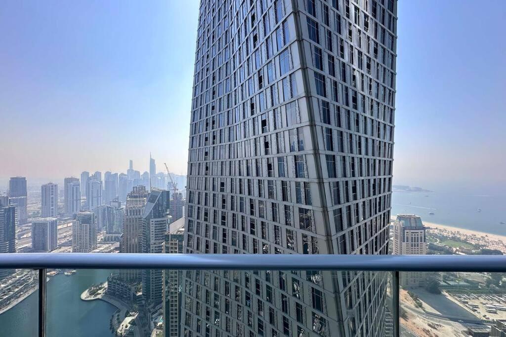 Ultra-luxury 3br Opulent Furnishing Damac Heights 5206 Dubai