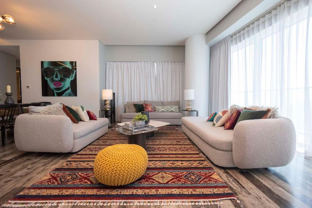 Apartment Ultra-luxury 3br Opulent Furnishing Damac Heights 5206 Dubai